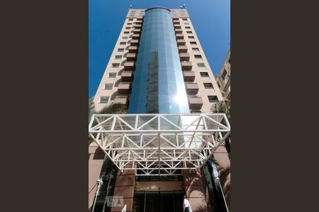 Apartamento para alugar com 31m², 1 quarto e 1 vaga Apartamento para alugar com 31m², 1 quarto e 1 vagaFachada