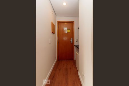 Apartamento para alugar com 31m², 1 quarto e 1 vaga Apartamento para alugar com 31m², 1 quarto e 1 vagaCorredor