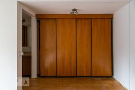 Suite de apartamento para alugar com 1 quarto, 55m² em Itaim Bibi, São Paulo
