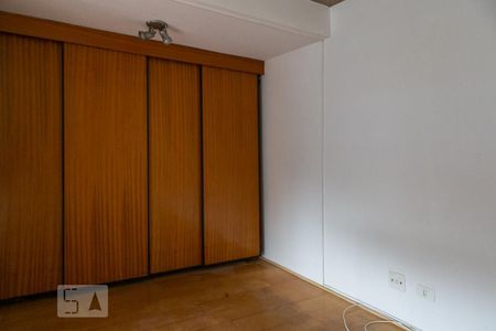 Suite de apartamento para alugar com 1 quarto, 55m² em Itaim Bibi, São Paulo
