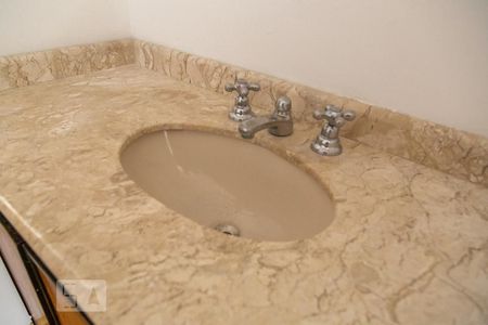 Banheiro Suite de apartamento para alugar com 1 quarto, 55m² em Itaim Bibi, São Paulo