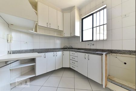 Apartamento para alugar com 68m², 2 quartos e 1 vagaCozinha