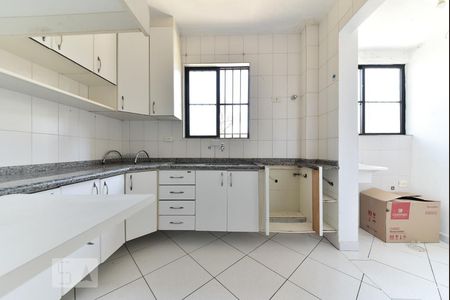 Apartamento para alugar com 68m², 2 quartos e 1 vagaCozinha