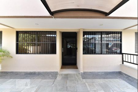 Apartamento para alugar com 68m², 2 quartos e 1 vagaFachada do bloco