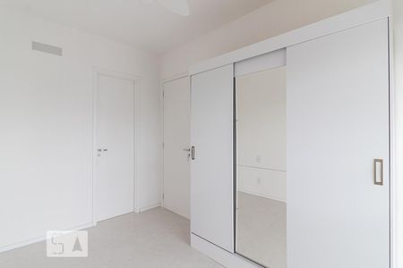 Quarto de apartamento para alugar com 1 quarto, 42m² em Jardim do Salso, Porto Alegre