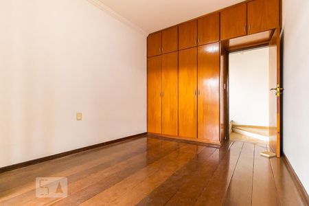 Casa à venda com 325m², 4 quartos e 4 vagasQuarto 2