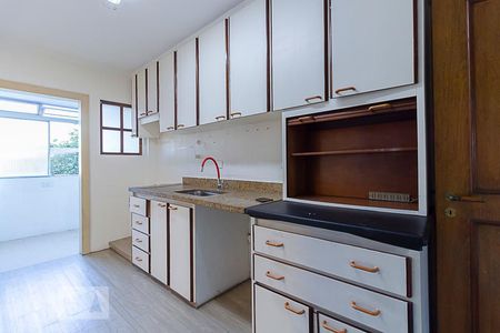 Apartamento à venda com 75m², 2 quartos e 1 vaga Apartamento à venda com 75m², 2 quartos e 1 vagaCozinha