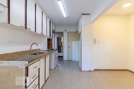 Apartamento à venda com 75m², 2 quartos e 1 vaga Apartamento à venda com 75m², 2 quartos e 1 vagaCozinha