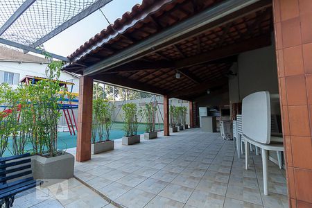 Apartamento à venda com 75m², 2 quartos e 1 vaga Apartamento à venda com 75m², 2 quartos e 1 vagaÁrea comum - Churrasqueira