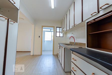 Apartamento à venda com 75m², 2 quartos e 1 vaga Apartamento à venda com 75m², 2 quartos e 1 vagaCozinha