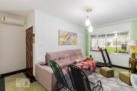 Sala de casa à venda com 3 quartos, 150m² em Vila Ré, São Paulo