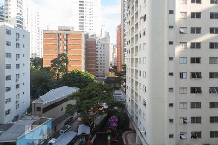 Vista de apartamento à venda com 3 quartos, 107m² em Vila Uberabinha, São Paulo