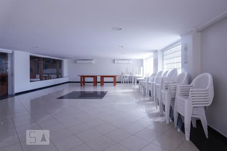 Apartamento à venda com 105m², 3 quartos e 2 vagas Apartamento à venda com 105m², 3 quartos e 2 vagasSalão de Festas