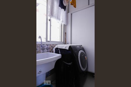 Apartamento à venda com 105m², 3 quartos e 2 vagas Apartamento à venda com 105m², 3 quartos e 2 vagasÁrea de Serviço