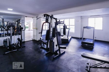 Apartamento à venda com 105m², 3 quartos e 2 vagas Apartamento à venda com 105m², 3 quartos e 2 vagasAcademia