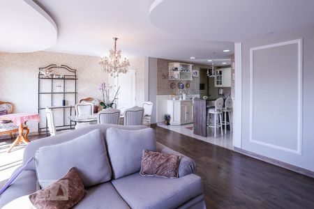 Apartamento à venda com 105m², 3 quartos e 2 vagas Apartamento à venda com 105m², 3 quartos e 2 vagasSala