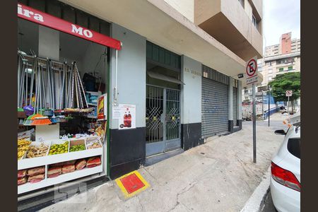 Apartamento à venda com 33m², 1 quarto e sem vagaFachada