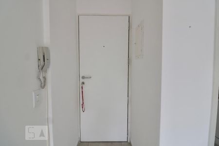 Apartamento para alugar com 52m², 1 quarto e sem vaga Apartamento para alugar com 52m², 1 quarto e sem vagaEntrada/Porta