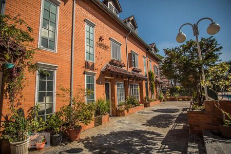 Casa de condomínio à venda com 130m², 3 quartos e 2 vagasÁrea comum