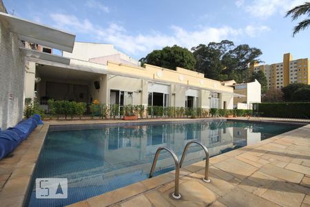 Casa de condomínio para alugar com 120m², 3 quartos e 2 vagasÁrea comum - Piscina