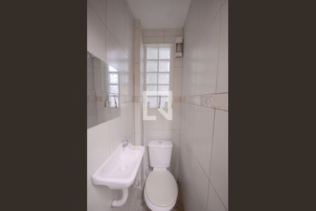 Casa de condomínio para alugar com 120m², 3 quartos e 2 vagasLavabo da Área de Serviço 