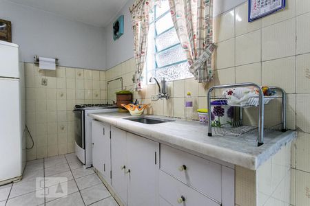 Casa à venda com 230m², 2 quartos e 4 vagasCozinha