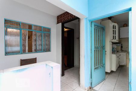 Casa à venda com 230m², 2 quartos e 4 vagasEntrada