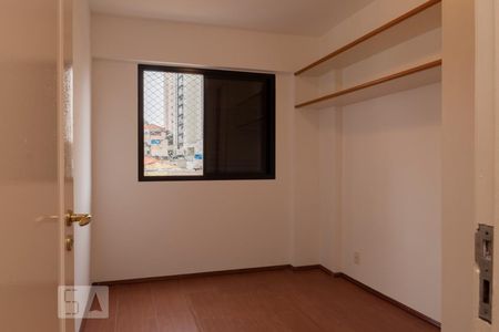 Quarto de apartamento para alugar com 3 quartos, 74m² em Chácara Inglesa, São Paulo