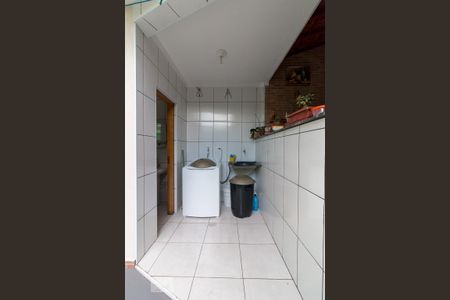 Casa à venda com 205m², 3 quartos e 3 vagasÁrea de serviço - fundos