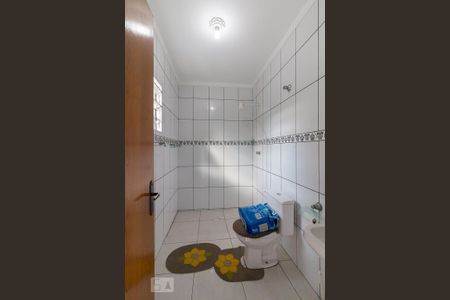 Casa à venda com 205m², 3 quartos e 3 vagasBanheiro de serviço