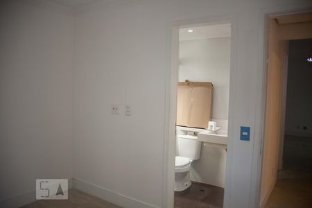 Apartamento para alugar com 119m², 3 quartos e 1 vagaSuite