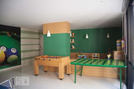 Apartamento para alugar com 119m², 3 quartos e 1 vagaÁrea Comum - Salão de jogos