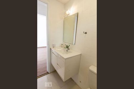 Banheiro de apartamento para alugar com 1 quarto, 40m² em Bela Vista, São Paulo