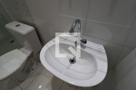 Apartamento para alugar com 52m², 2 quartos e 1 vagaBanheiro Social - Pia