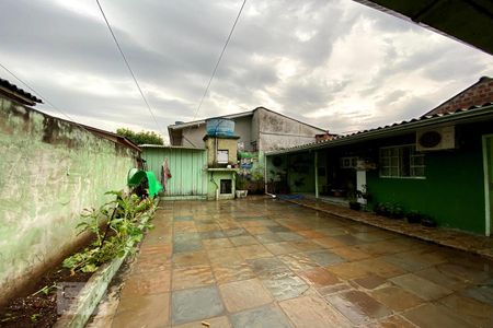 Casa à venda com 97m², 4 quartos e sem vaga Casa à venda com 97m², 4 quartos e sem vagaPátio