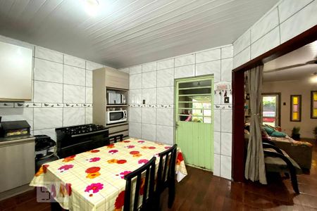 Casa à venda com 97m², 4 quartos e sem vaga Casa à venda com 97m², 4 quartos e sem vagaCozinha