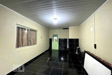 Casa à venda com 97m², 4 quartos e sem vaga Casa à venda com 97m², 4 quartos e sem vagaGaragem