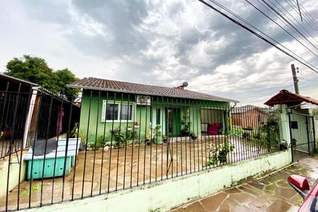 Casa à venda com 97m², 4 quartos e sem vaga Casa à venda com 97m², 4 quartos e sem vagaFachada