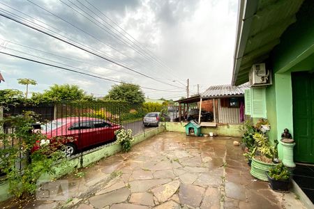 Casa à venda com 97m², 4 quartos e sem vaga Casa à venda com 97m², 4 quartos e sem vagaFachada