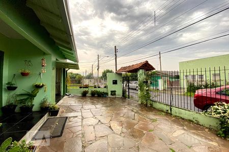 Casa à venda com 97m², 4 quartos e sem vaga Casa à venda com 97m², 4 quartos e sem vagaFachada