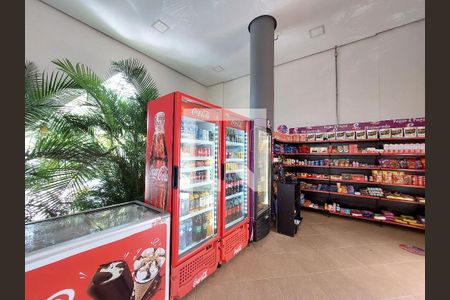 Apartamento para alugar com 72m², 3 quartos e 1 vagaMini Mercado