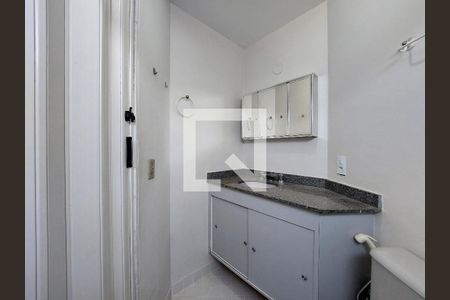 Apartamento para alugar com 72m², 3 quartos e 1 vagaBanheiro 2
