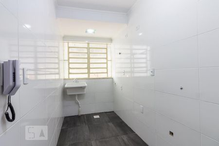 Cozinha e Área de Serviço de apartamento à venda com 1 quarto, 50m² em Passo da Areia, Porto Alegre