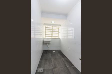 Cozinha e Área de Serviço de apartamento à venda com 1 quarto, 50m² em Passo da Areia, Porto Alegre