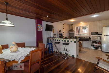 Sala de Jantar de casa à venda com 4 quartos, 245m² em Jardim Carvalho, Porto Alegre