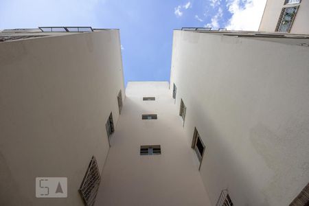 Apartamento para alugar com 55m², 2 quartos e 1 vagaFachada