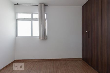 Quarto 1 de apartamento para alugar com 2 quartos, 55m² em Indaiá, Belo Horizonte