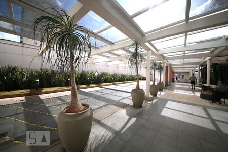 Apartamento à venda com 34m², 1 quarto e 1 vagaÁrea Comum - Entrada