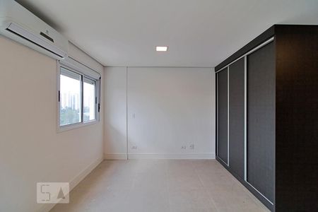 Sala/Quarto de apartamento à venda com 1 quarto, 65m² em Jardim Ampliação, São Paulo