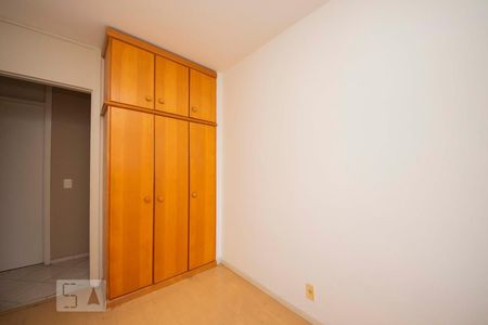 Quarto 1 de apartamento para alugar com 3 quartos, 63m² em Sarandi, Porto Alegre